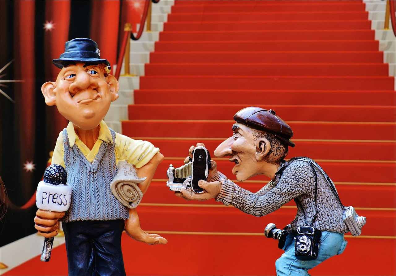 Kaip efektyviai rašyti ir skleisti naujienas mažose bendruomenėse: praktinis vadovas pradedantiesiems žurnalistams